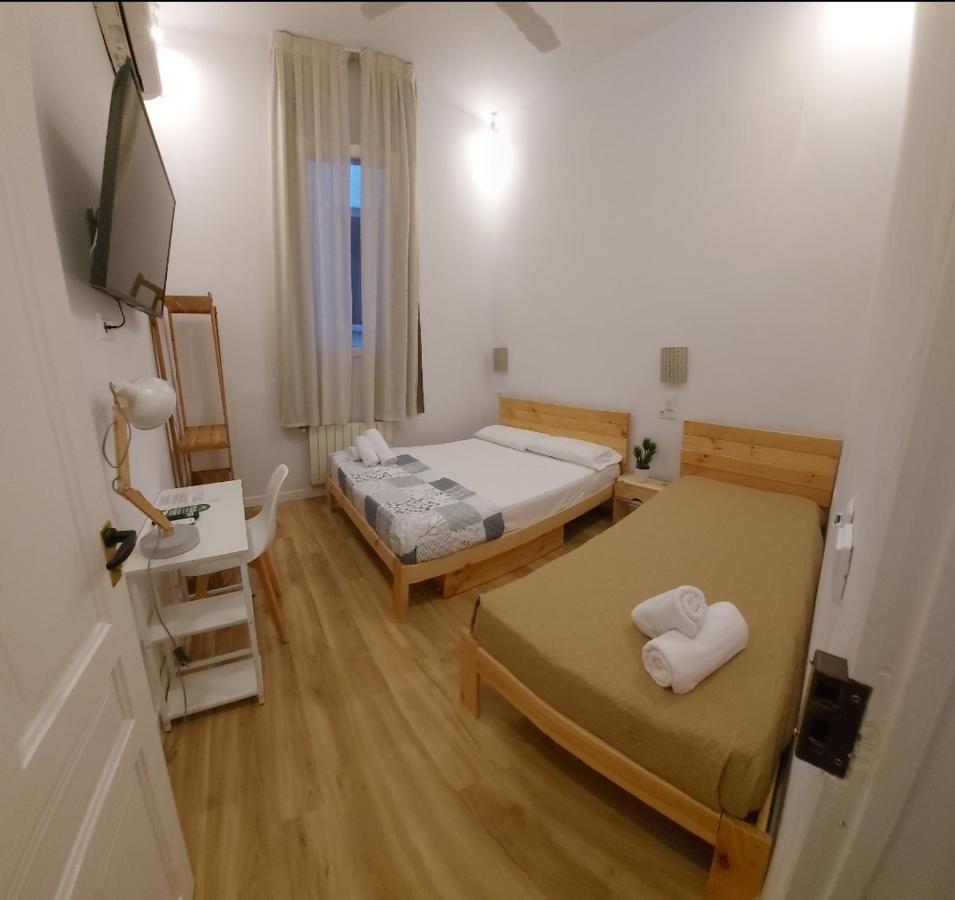 מדריד Hostal Andrea Sol מראה חיצוני תמונה
