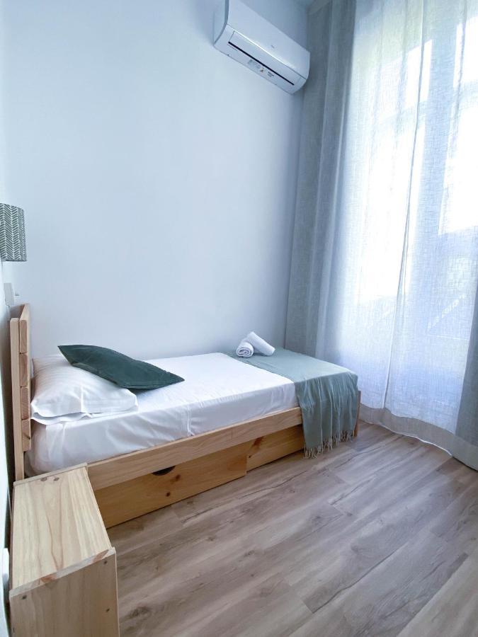 מדריד Hostal Andrea Sol מראה חיצוני תמונה